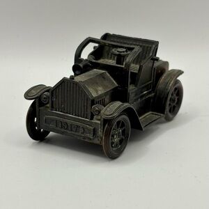 Vintage Die Cast 1917 Model T Pencil Sharpener Collectible